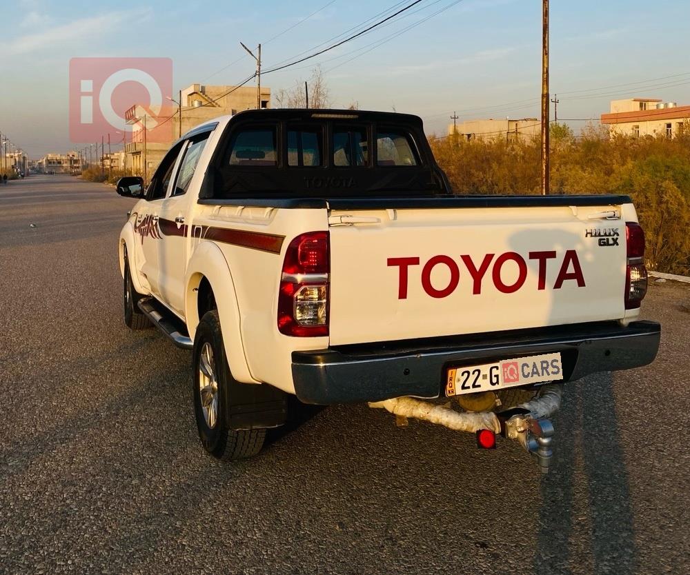 تويوتا هايلوكس